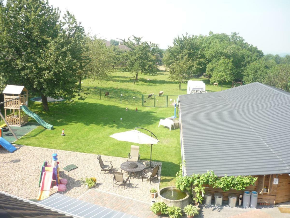 Hoeve Mingels Banholt Bagian luar foto